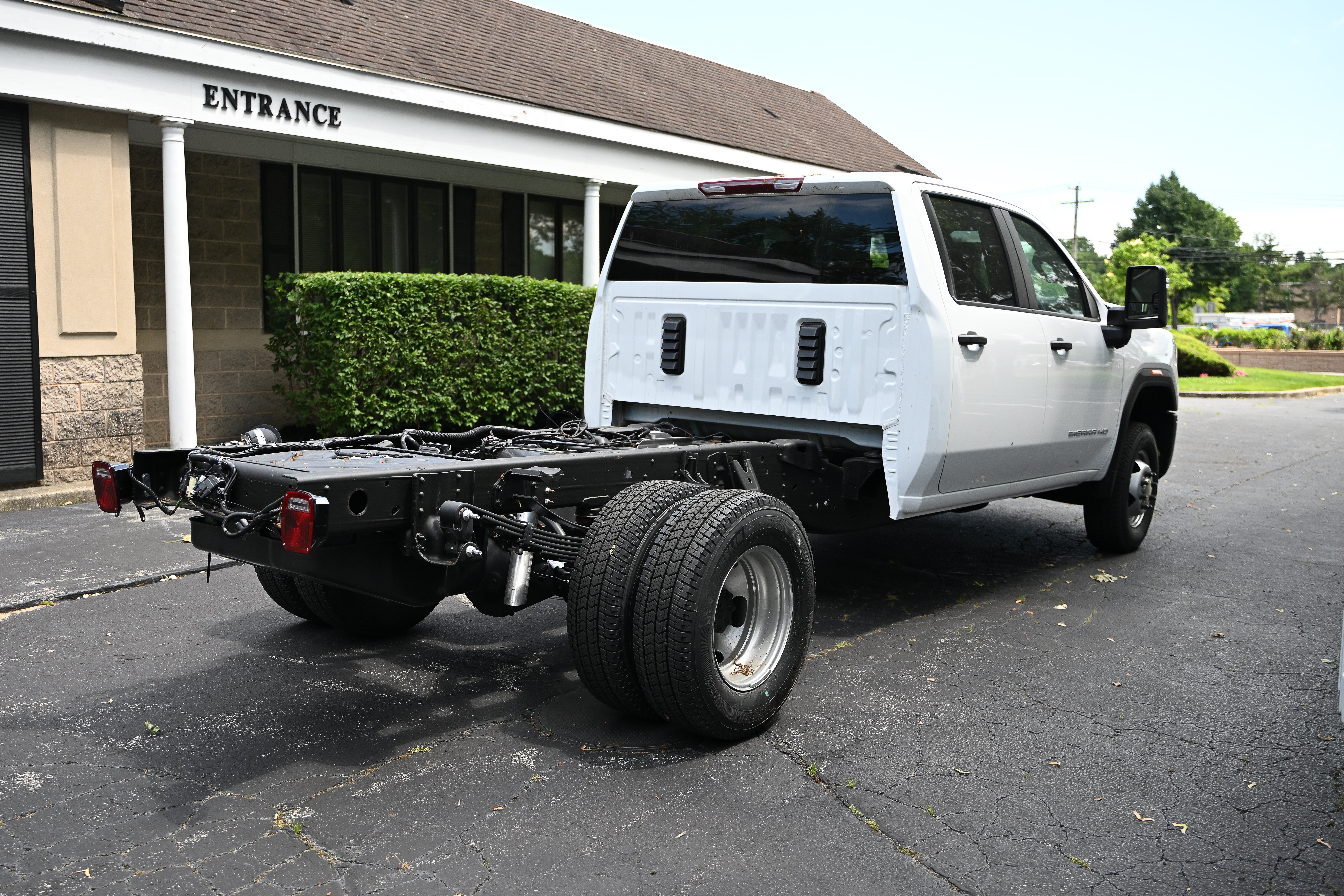 2024 GMC Sierra 3500 HD Chassis Cab
